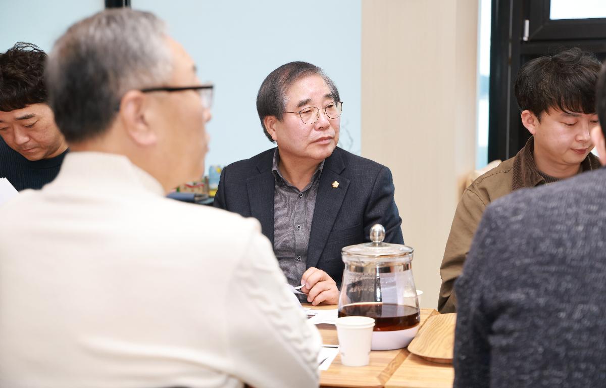 완도 야간경관조명 설치사업 사전회의 첨부이미지 : 1U7A2676.JPG