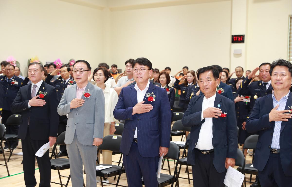 완도의용소방대 제8·9대 여성연합회장 이·취임식 첨부이미지 : 240613 완도의용소방대 제8·9대 여성연합회장 이·취임식 (2).JPG