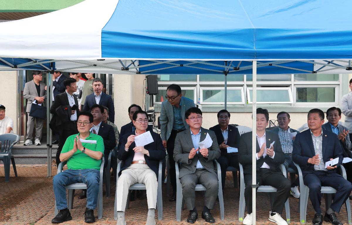 제24회 완도군 협회장기 축구대회 첨부이미지 : AC4I7689.JPG