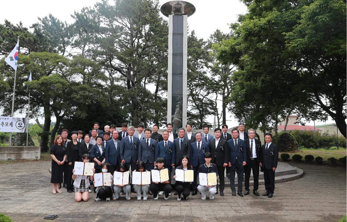 제7회 육탄10용사 故박창근상사 추모제 첨부이미지 : 240621 제7회 육탄10용사 故박창근 상사 추모제 (11).JPG