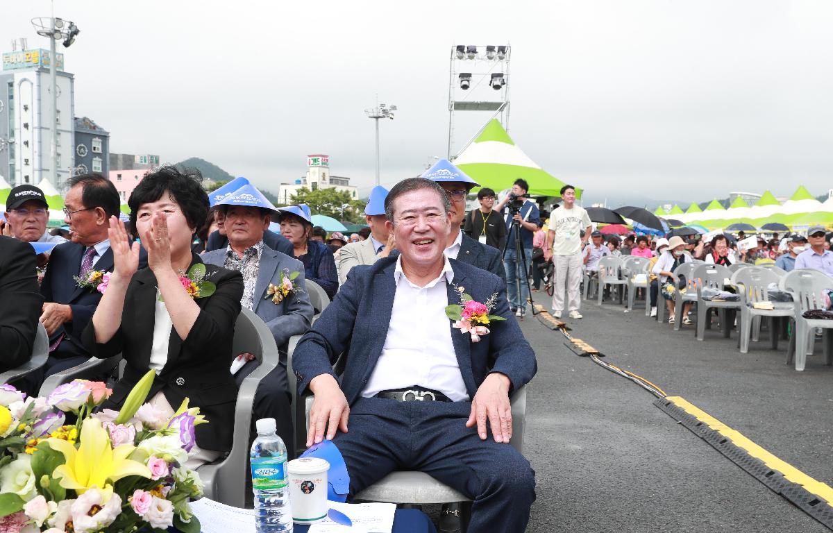 완도읍 승격 80주년 기념식 및 빙그레웃음축제 첨부이미지 : AC4I9710.JPG