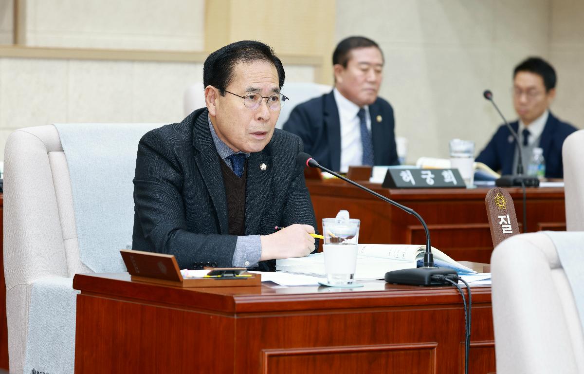 제335회 임시회     첨부이미지 : 1U7A3340.JPG