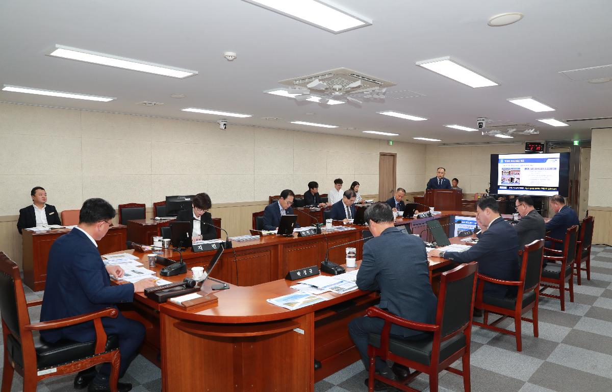 제323회 임시회 (읍면정보고) 첨부이미지 : AC4I3984.JPG