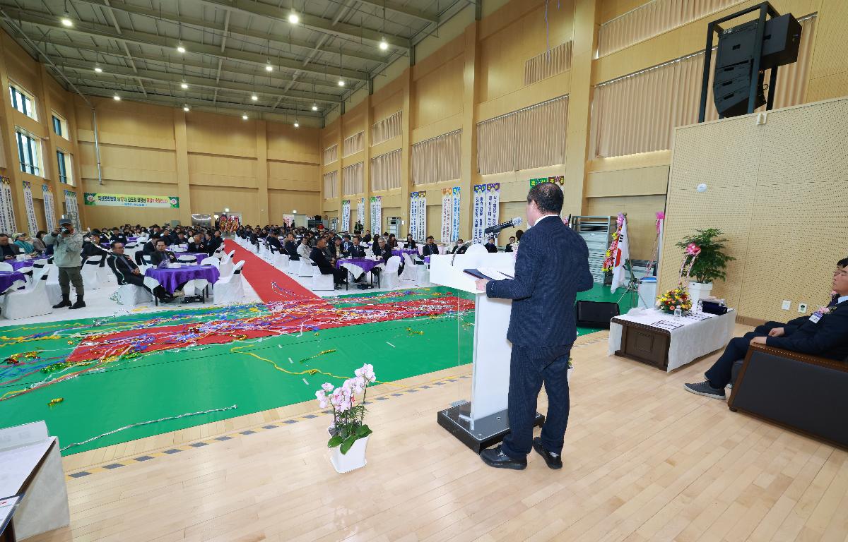 제16.17대 약산면번영회 회장단 이.취임식 첨부이미지 : 1U7A4442.JPG