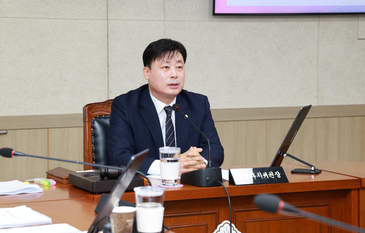 제335회 임시회 행정자치위원회 첨부이미지 : 1U7A3203.JPG