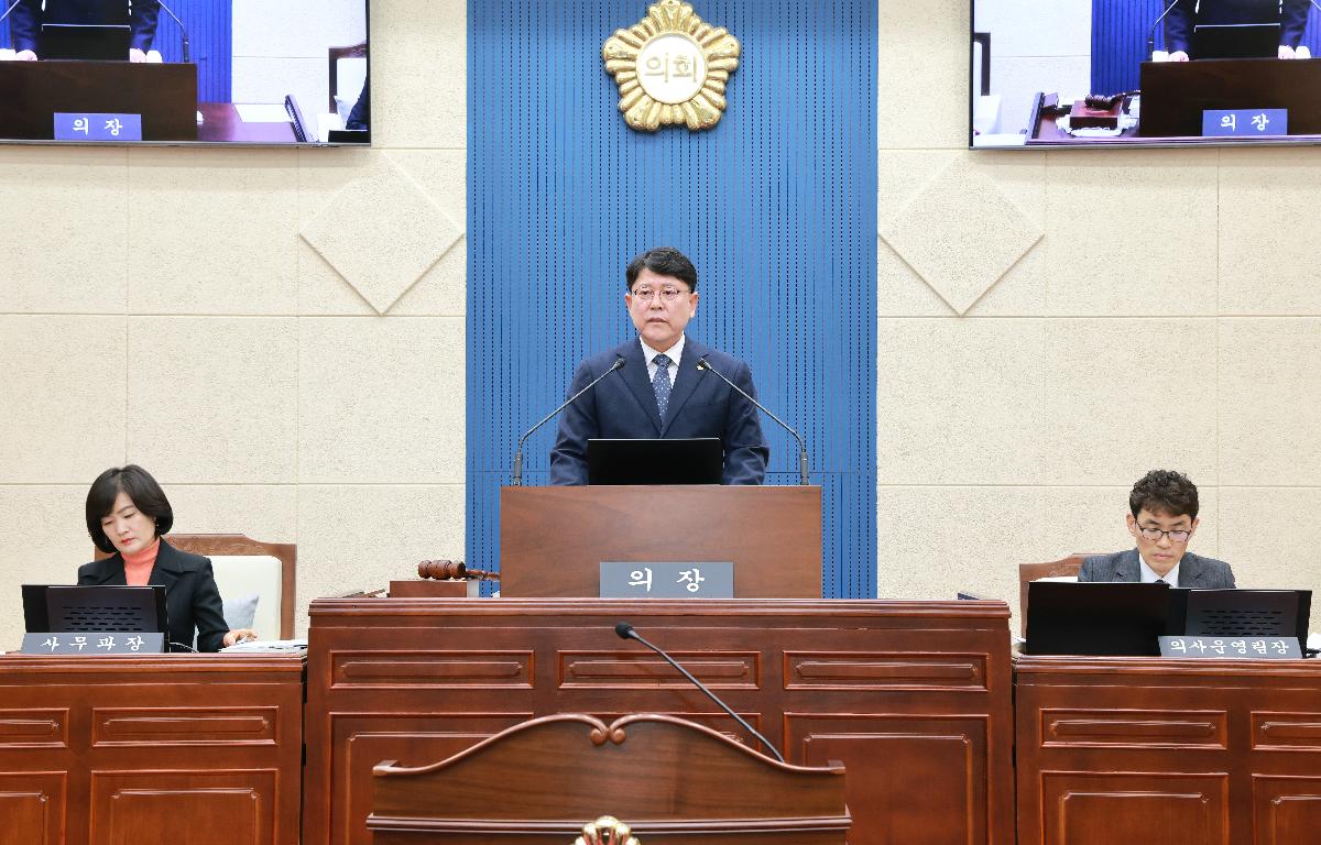 제335회 임시회 군정 주요업무 보고. 청취 첨부이미지 : 1U7A3039.JPG