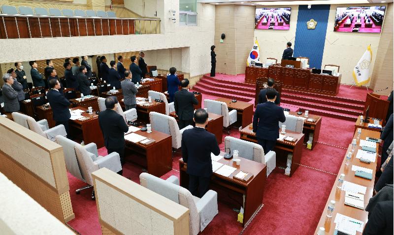제335회 임시회 군정 주요업무 보고. 청취