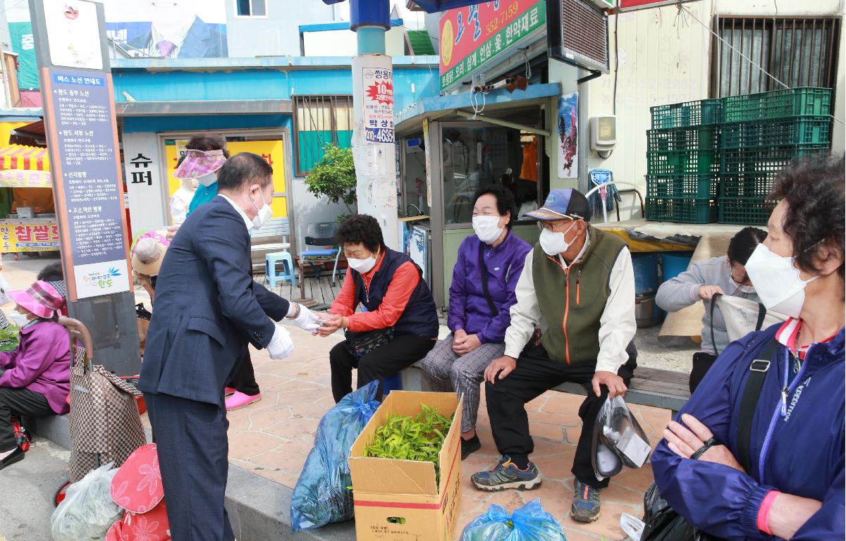 오월, 진실의 힘으로! 주먹밥 나눔 행사 첨부이미지 : D70U2612.JPG