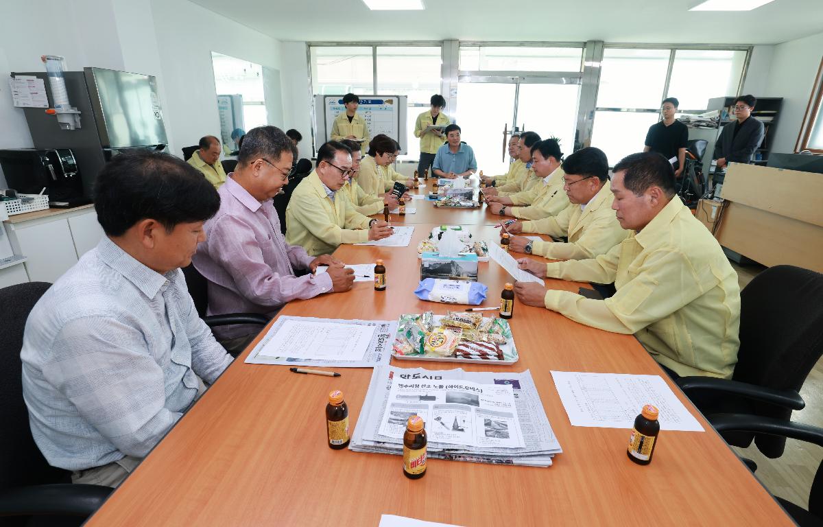 고수온에 따른 양식현장 방문차  첨부이미지 : 1U7A6118.JPG