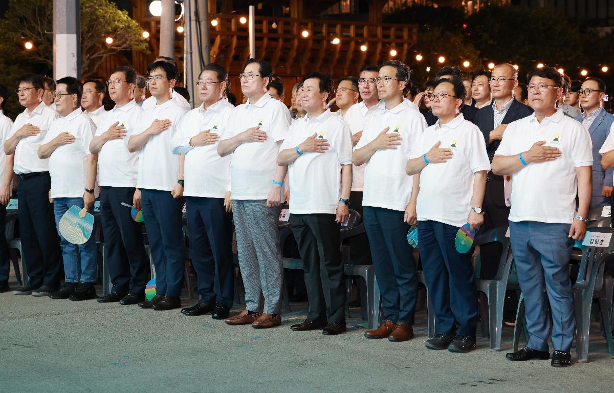 제6회 섬의 날 개막식 및 섬주민 런치쇼 첨부이미지 : 1U7A6481.JPG