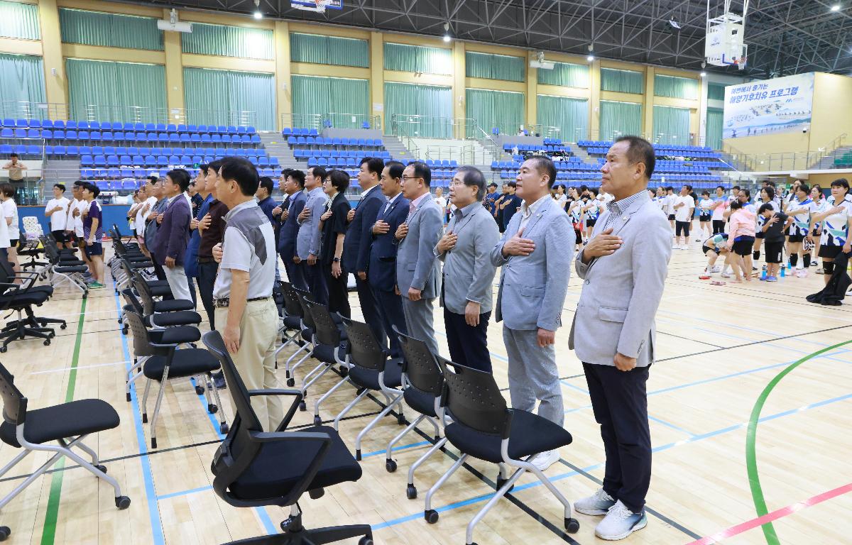 제13회 완도군 여성부 배드민턴대회 첨부이미지 : 1U7A5230.JPG