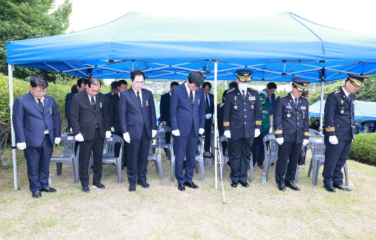 전몰경찰관 26위 및 방위군 3위 위령제 첨부이미지 : 1U7A3479.JPG