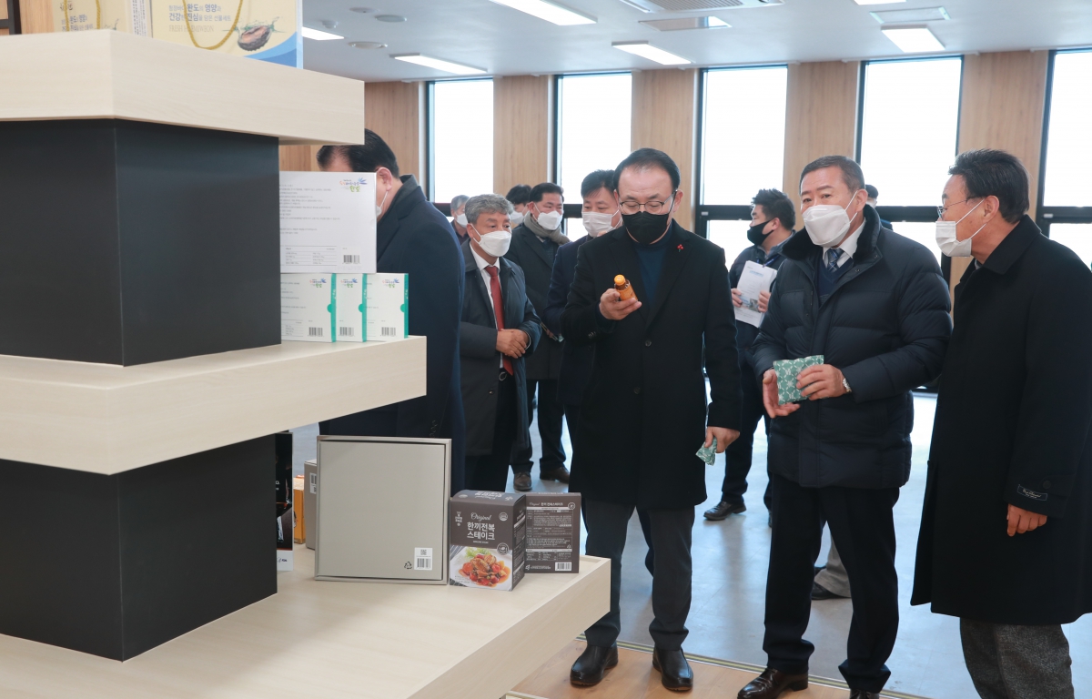 완도수산물 수출물류센터 준공식 첨부이미지 : 20201217 완도수산물 수출물류센터 준공식(4).JPG