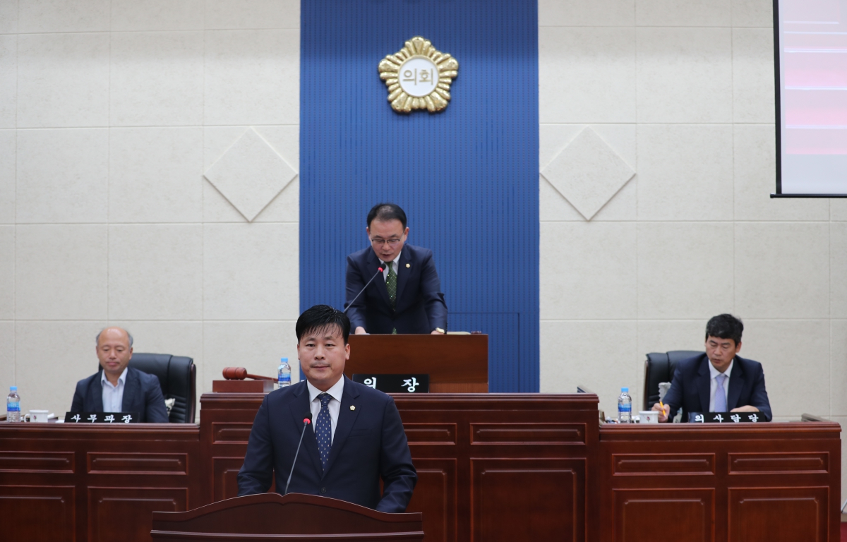 제259회 완도군의회 임시회 첨부이미지 : 제259회 임시회.JPG