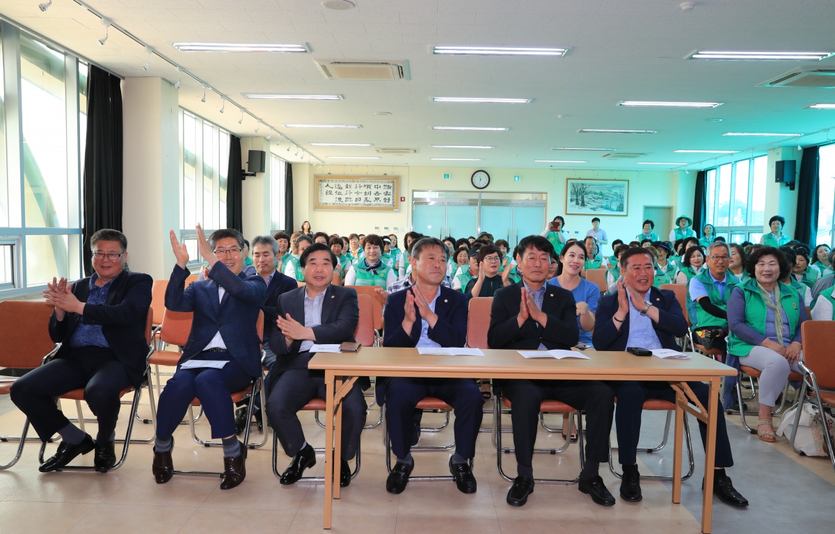 완도군새마을회 환경안내소 개소식 첨부이미지 : 완도군새마을회 환경안내소 개소식(신지면 문화센터).JPG