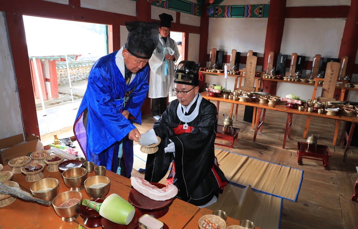 향교석전대제 첨부이미지 : 향교석전대제 (2).JPG