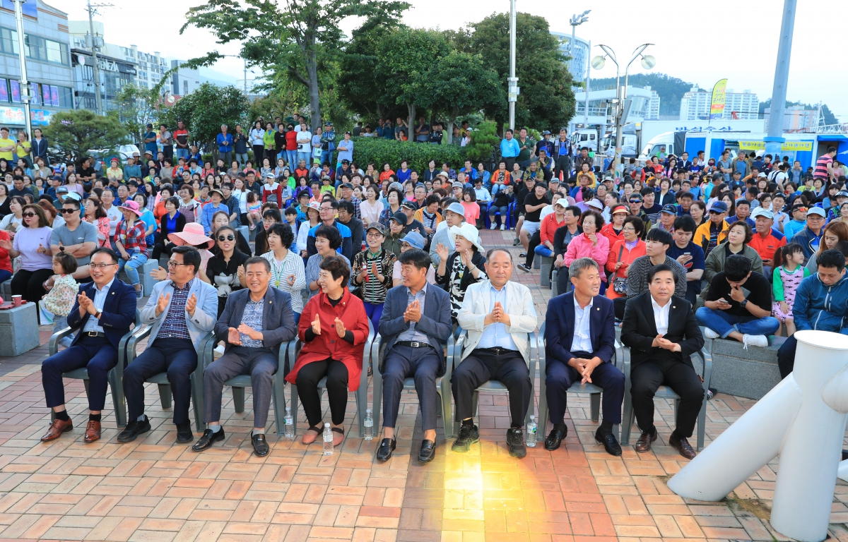 2019 완도 토요싱싱콘서트 첨부이미지 : 2019 완도 토요싱싱콘서트 (5).JPG