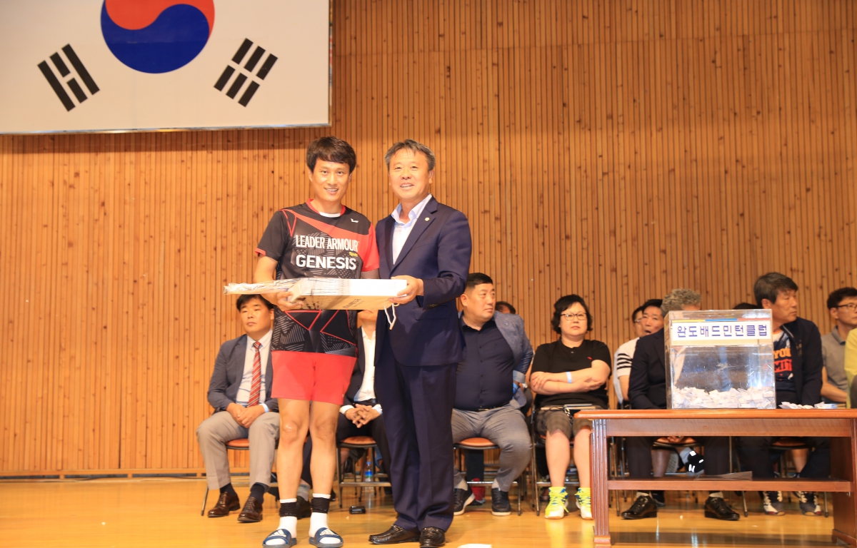 제15회 완도장보고배 배드민턴 대축전 첨부이미지 : 제15회 완도장보고배 배드민턴 대축전 (8).JPG