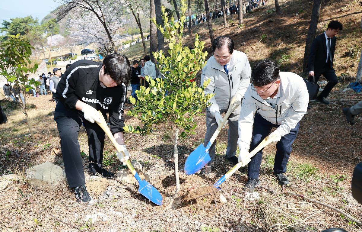 제81회 식목일 행사    첨부이미지 : 1U7A9889.JPG