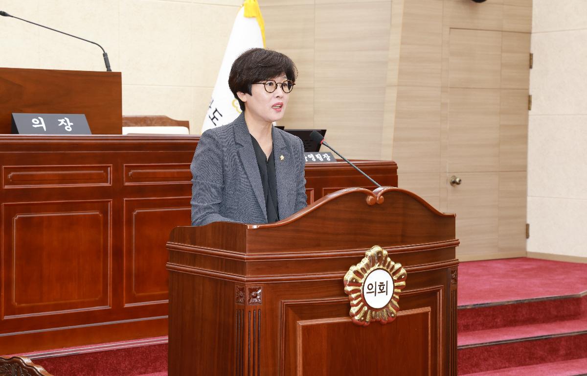 제10대 완도군의회 제338회 임시회 (전반기 원 구성) 첨부이미지 : 1U7A2218.JPG