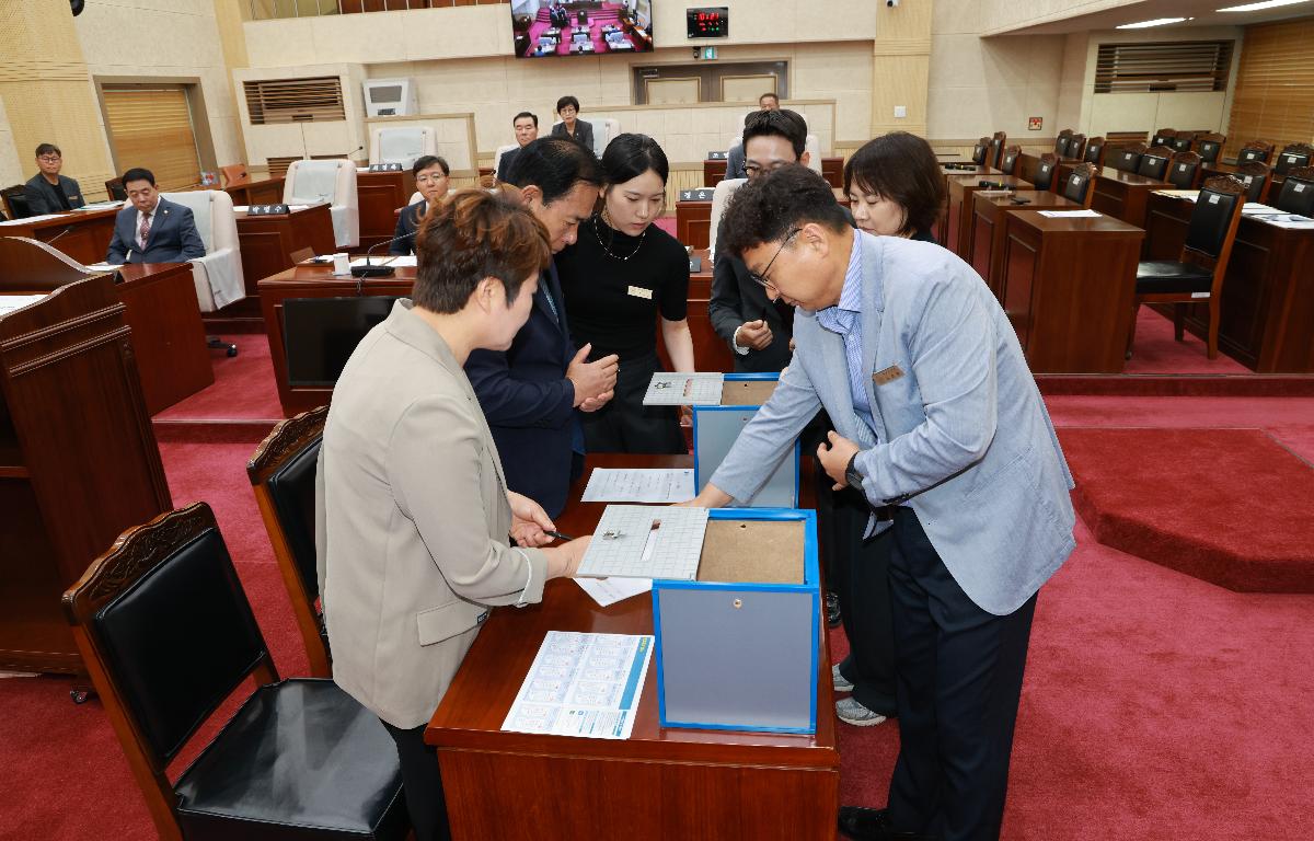 제10대 완도군의회 제338회 임시회 (전반기 원 구성) 첨부이미지 : 1U7A1987.JPG