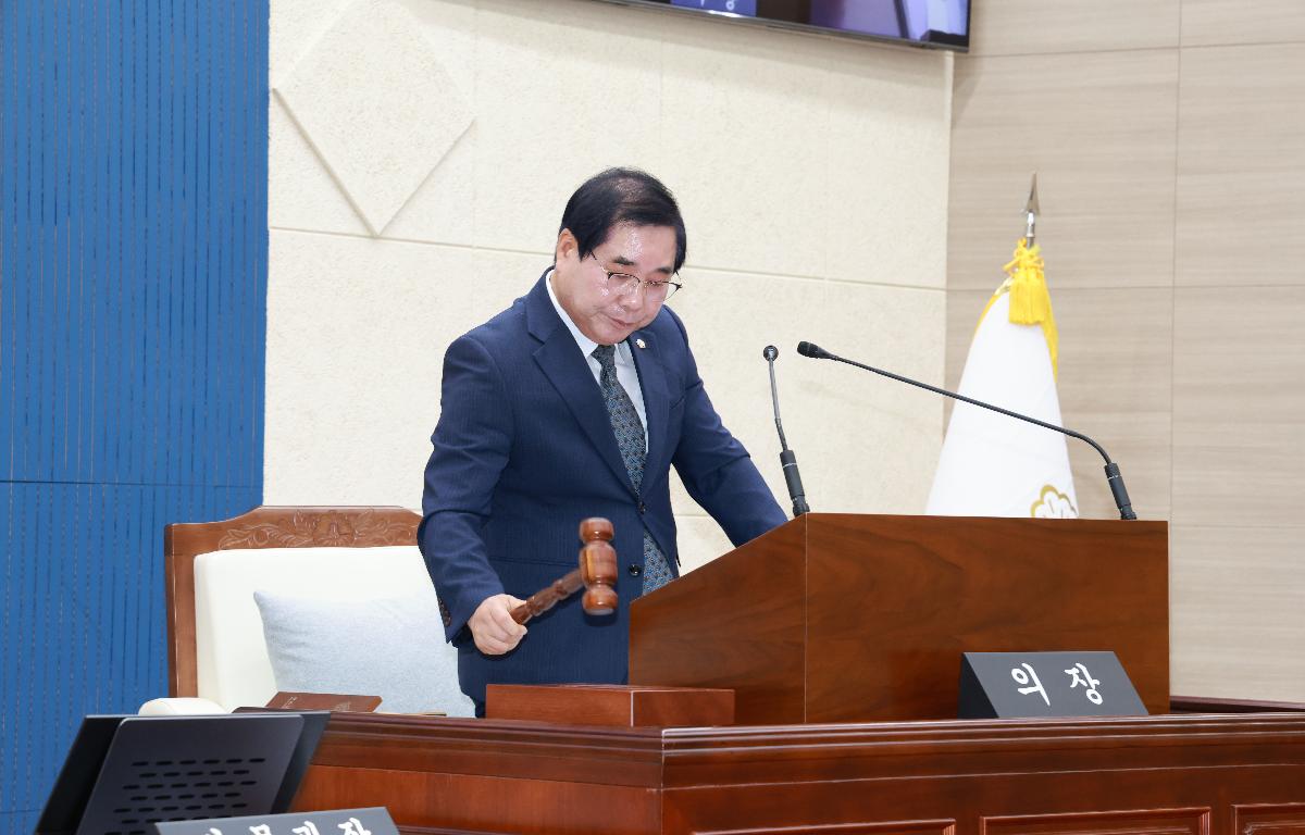 제10대 완도군의회 제338회 임시회 (전반기 원 구성) 첨부이미지 : 1U7A2222.JPG